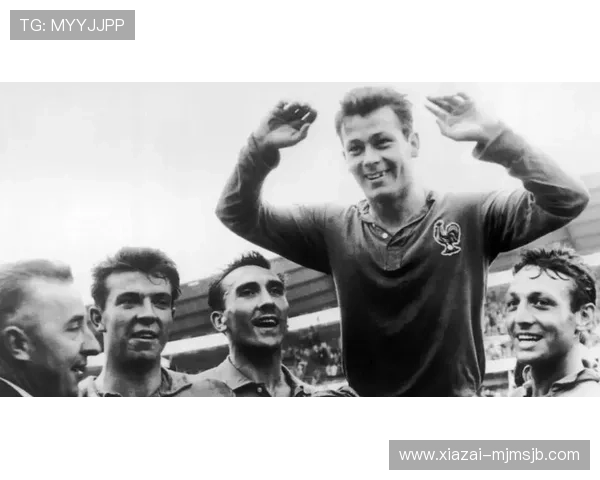 历届世界杯金球奖和金靴奖：冠军球员的荣耀瞬间与比赛精彩片段